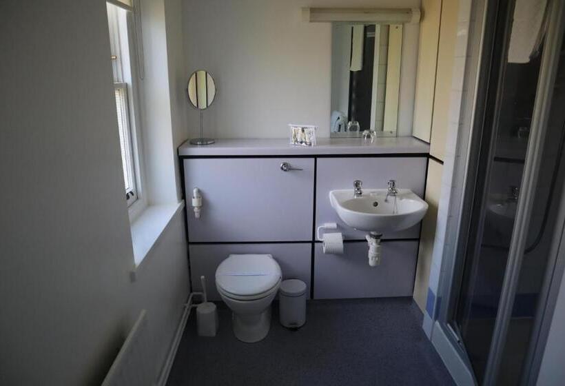 单人经济间, Hinsley Hall