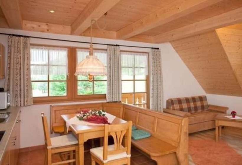 Апартаменты 1 Спальня, & Restaurant Grüner Baum   Die Grüne Oase Am Feldberg