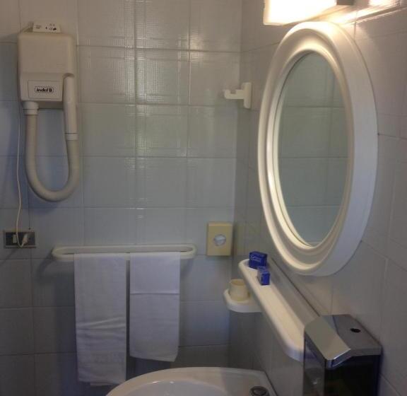 4인용 스탠다드 룸, Rivamare