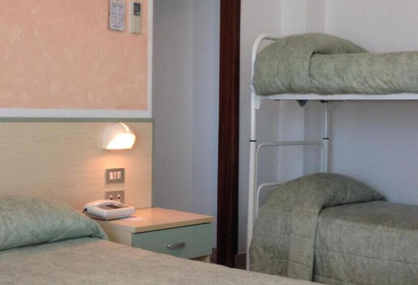 4인용 스탠다드 룸, Rivamare