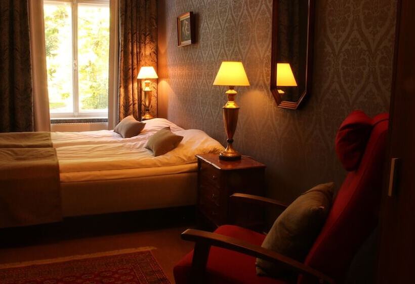 חדר סטנדרט, Kartanohotelli Karhulan Hovi