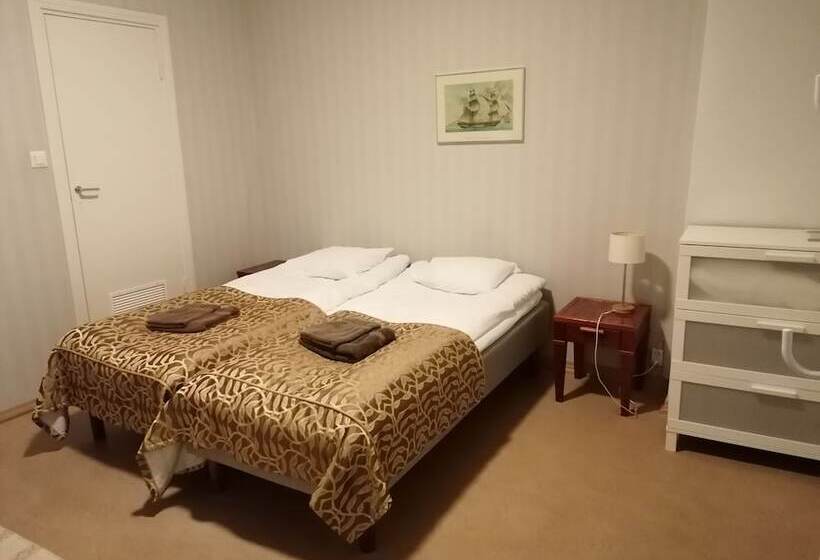 חדר סטנדרט, Kartanohotelli Karhulan Hovi