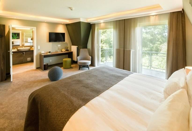 جناح جونيور, Pura Vida Hotel Cuxhaven