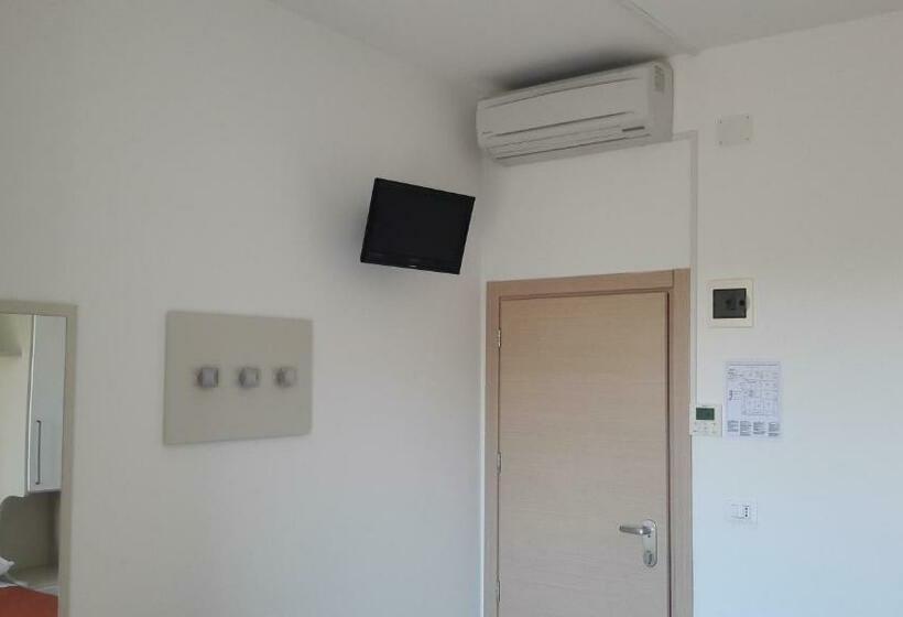 غرفة قياسية, B&b   Meuble    Hotel  Cordiale