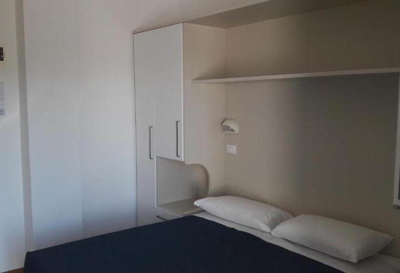 غرفة قياسية, B&b   Meuble    Hotel  Cordiale