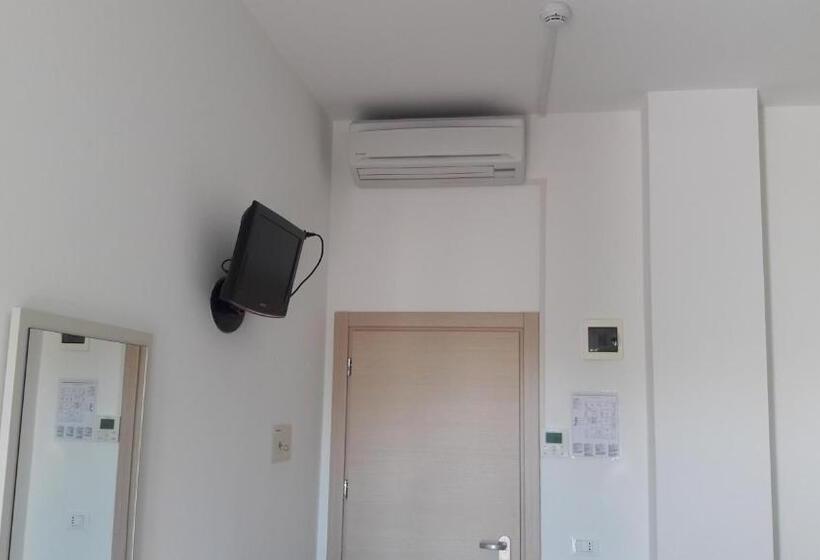 غرفة قياسية, B&b   Meuble    Hotel  Cordiale