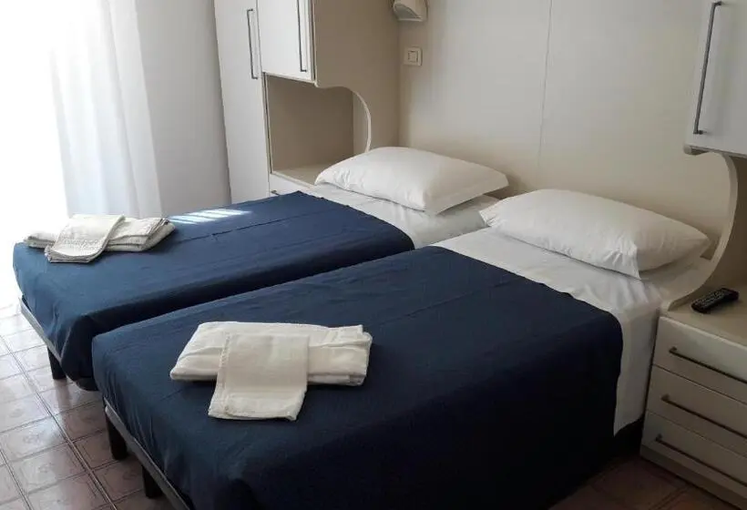 エコノミールーム, B&b   Meuble    Hotel  Cordiale