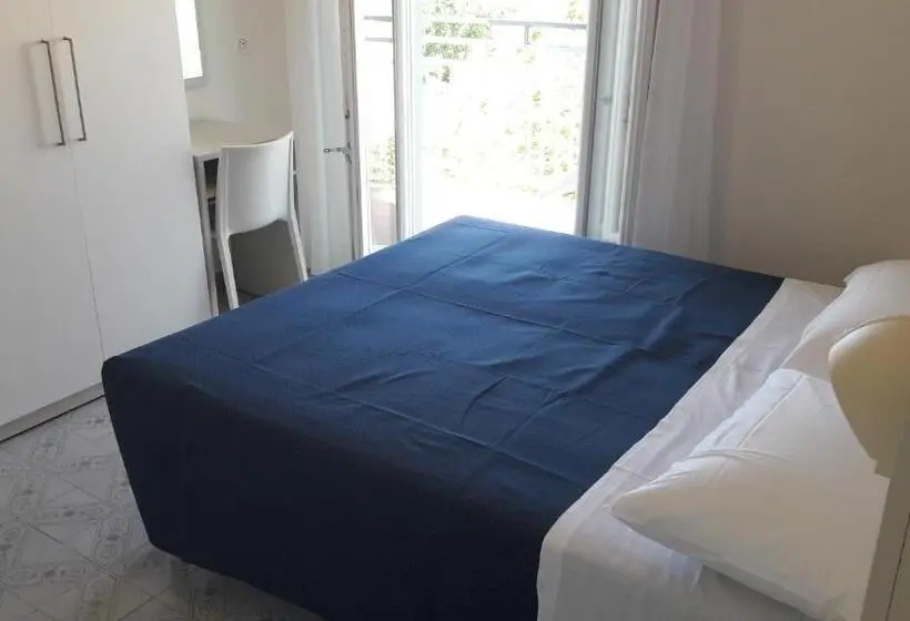 スタンダードトリプルルーム, B&b   Meuble    Hotel  Cordiale