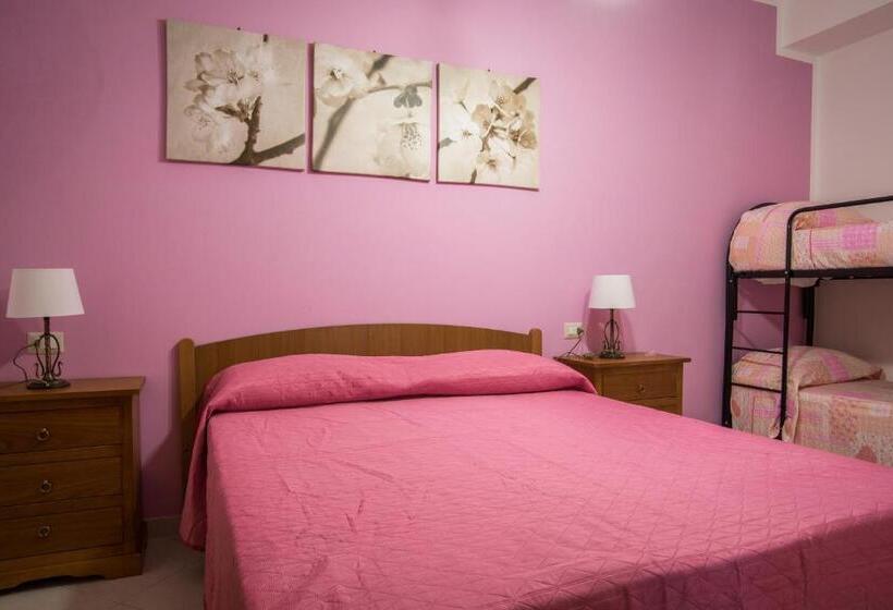 غرفة كلاسيكية رباعية, B&b Country House Il Grappolo