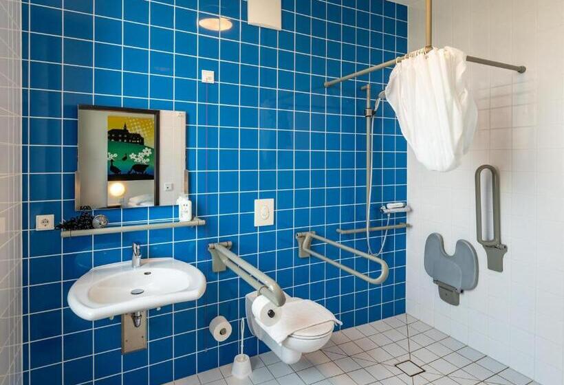 Номер Стандарт Трехместный, B&b Hotel Göttingen City