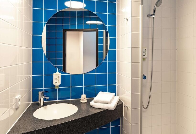 Номер Стандарт Трехместный, B&b Hotel Göttingen City