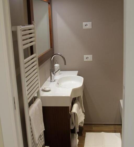 اتاق استاندارد, B&b I Propilei Di San Girolamo