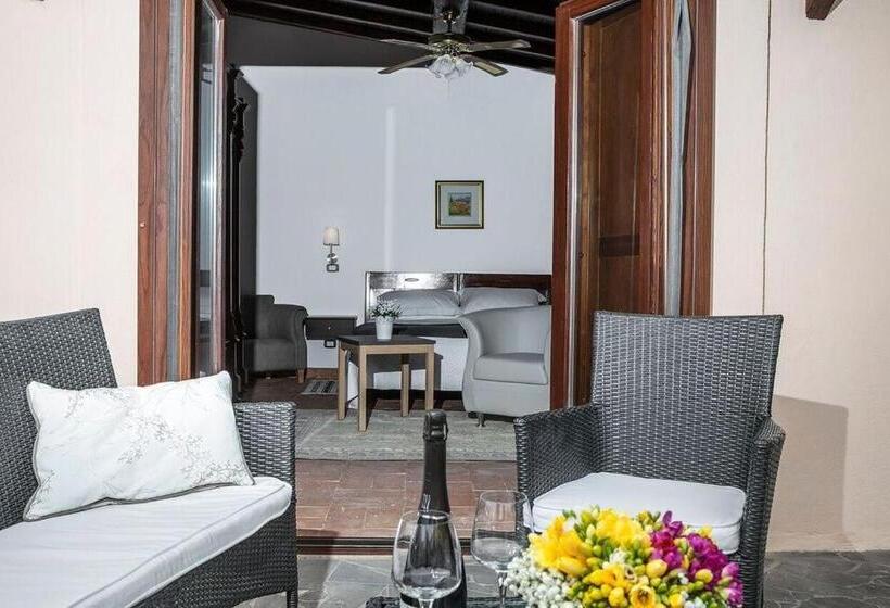 キングサイズベッドのデラックスルーム, Casale San Pietro