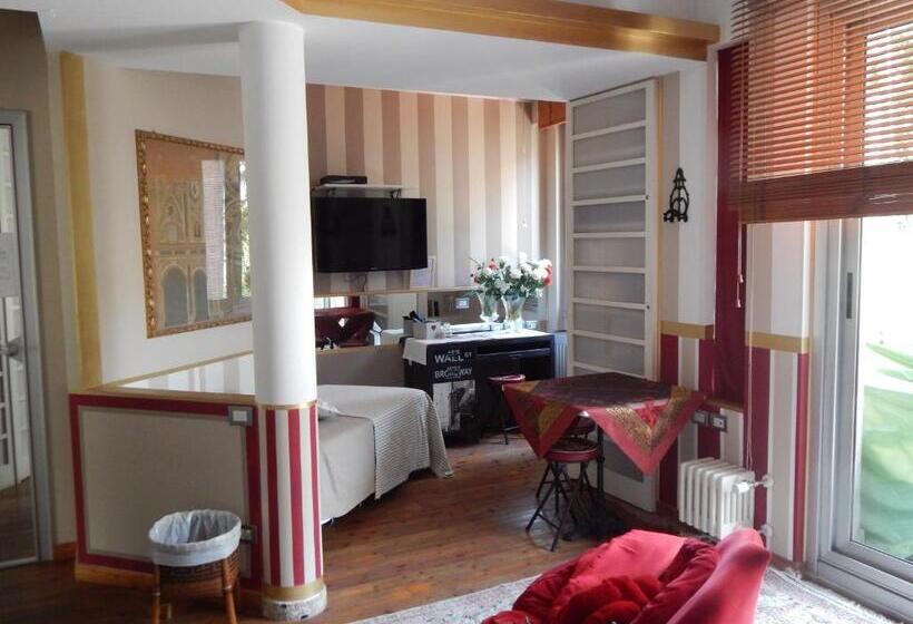 اتاق استاندارد با تخت بزرگ, Forte House