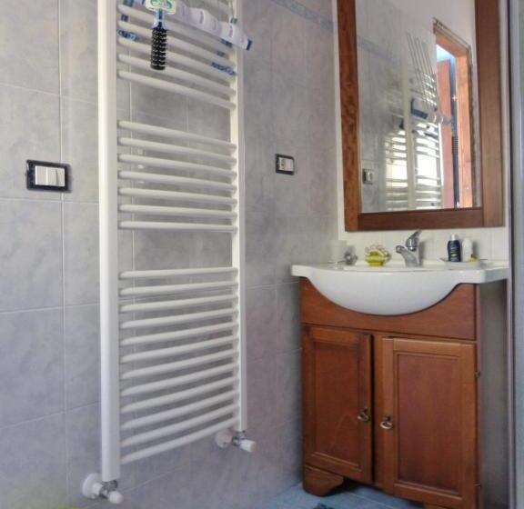 غرفة قياسية, Il Pozzo Dei Desideri