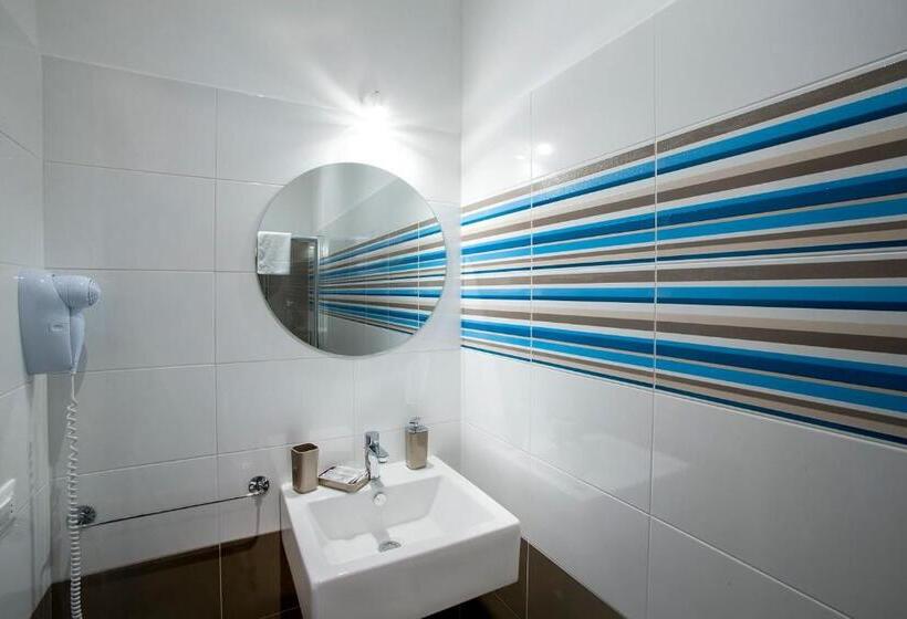 スタンダードルーム, La Rocca Scavata