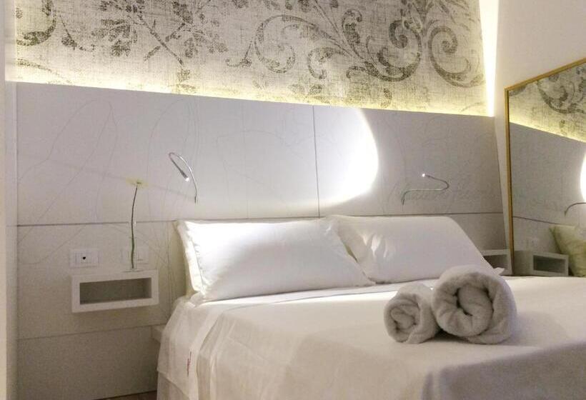 اتاق اکونومی, Maison Fleurie