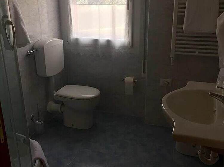 اتاق لوکس, Treviso Rooms