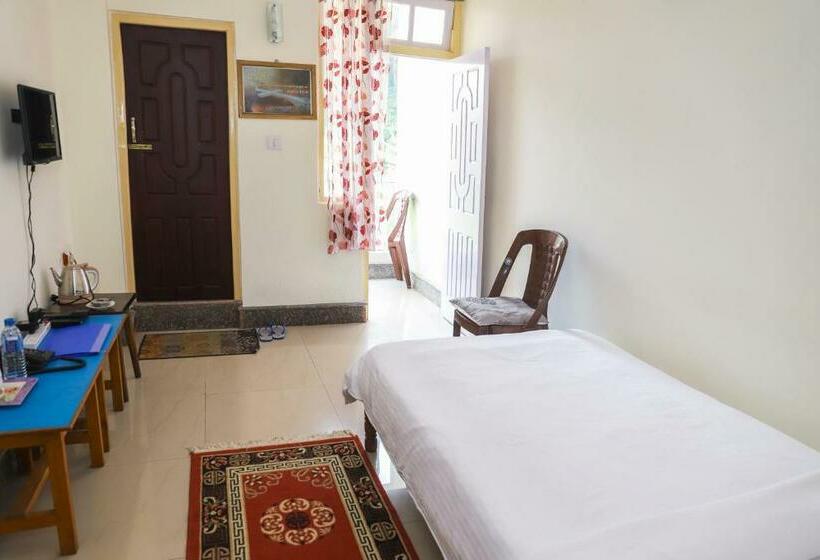 اتاق اکونومی یک تخته, Dungmali Heritage Resort