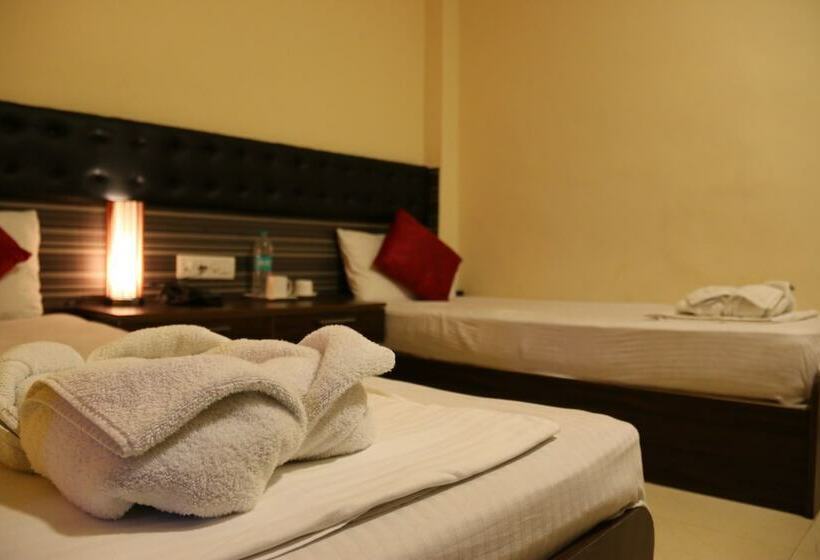 Номер Deluxe, Bashyam Park