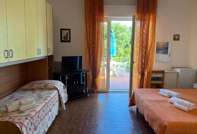 Семейный Номер, Ellymar