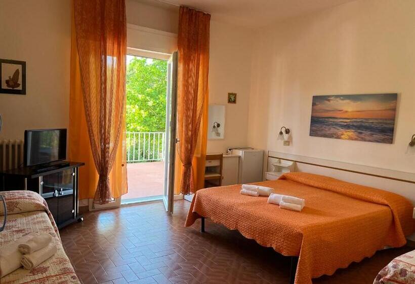 Семейный Номер, Ellymar