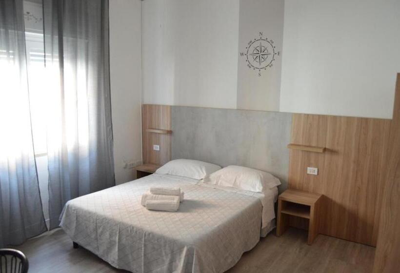 Pokój Czteroosobowy Standard, Pensione Rossi