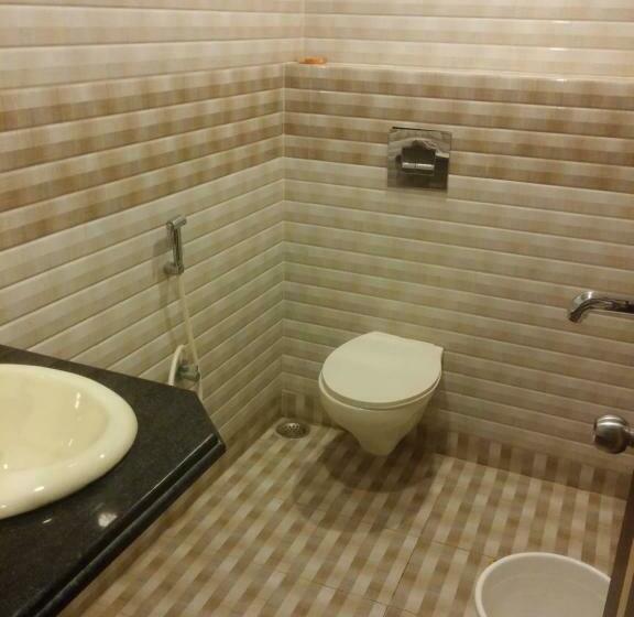 Deluxe Rum, S G International