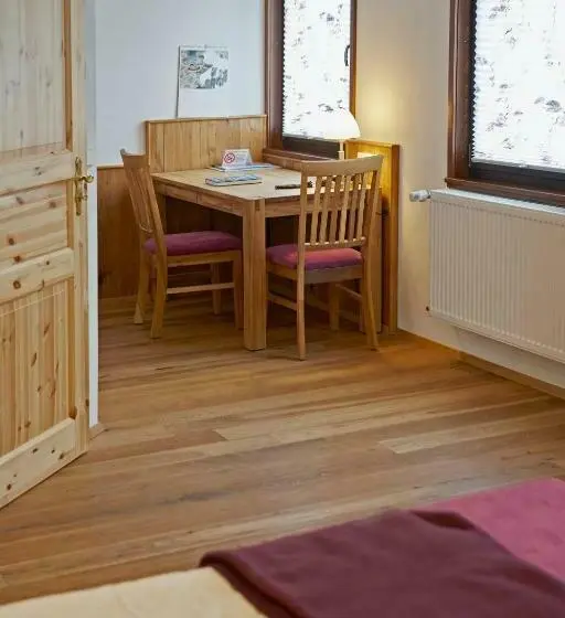 スーペリアールーム, Landhotel Garni Knittelsheimer Mühle
