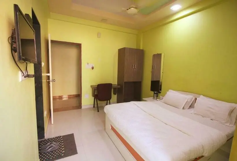 Chambre Deluxe, Somnath Sagar
