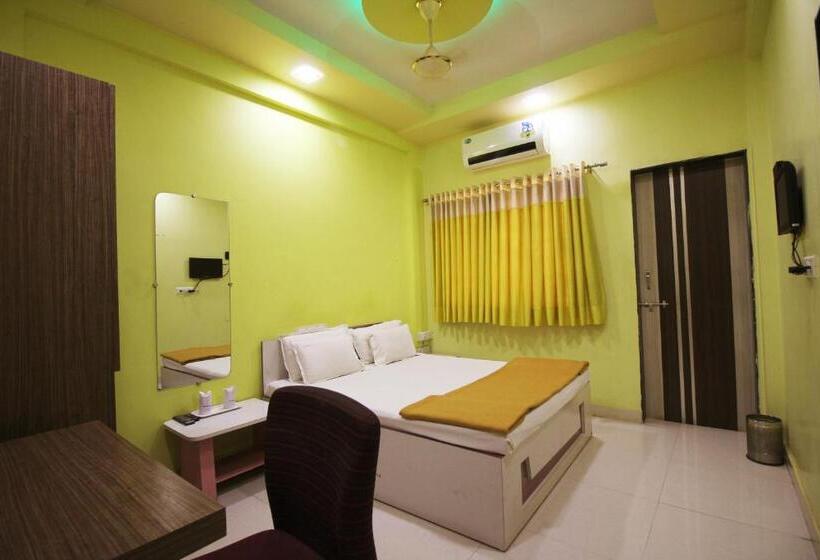 Chambre Standard, Somnath Sagar