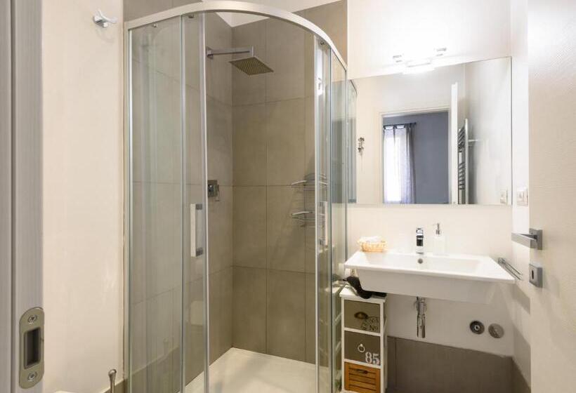 Полулюкс Повышенной Комфортности, Siena Vip B&b