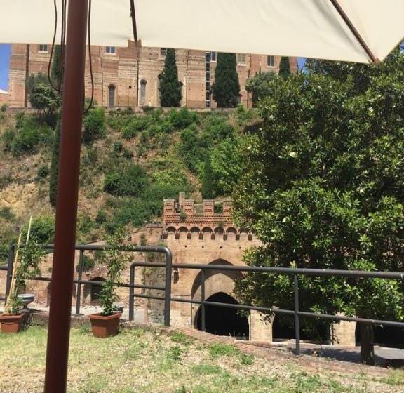 Полулюкс Повышенной Комфортности, Siena Vip B&b