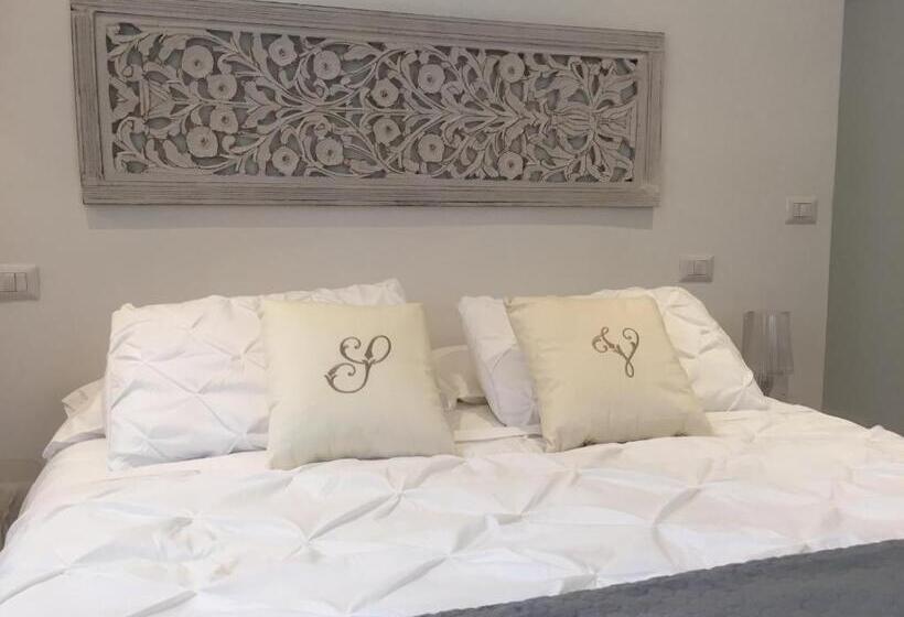 Полулюкс Повышенной Комфортности, Siena Vip B&b