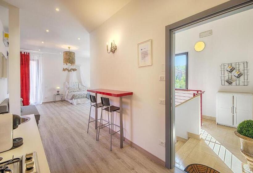 استودیو استاندارد با تخت کینگ, Siena Vip B&b