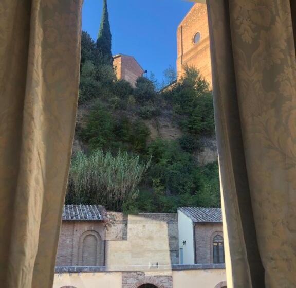 Апартаменты 2 Спальни, Siena Vip B&b