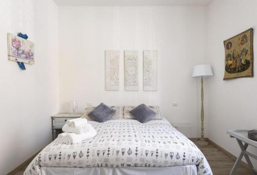 Номер Deluxe, Siena Vip B&b