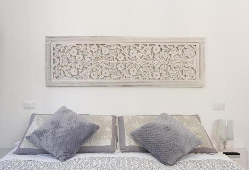سوییت جونیور لوکس, Siena Vip B&b