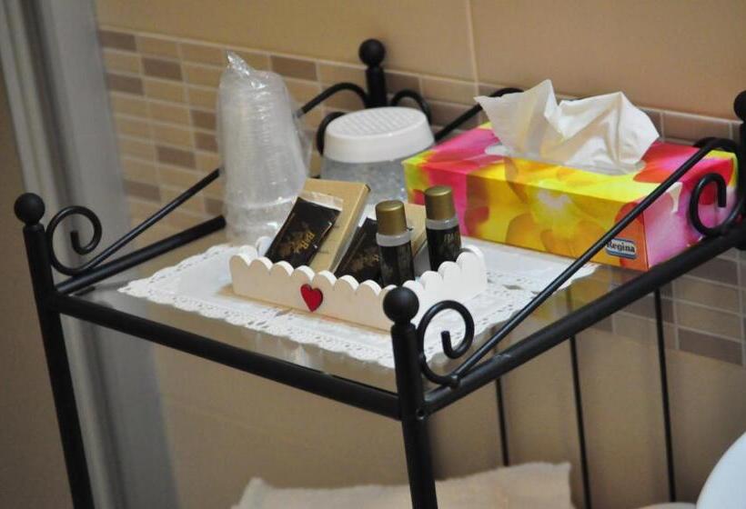 اتاق استاندارد, Artisti Rooms