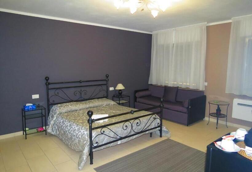 اتاق خانوادگی, Artisti Rooms