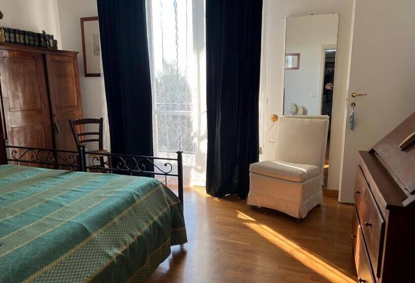 اتاق استاندارد با تراس, B&b Sei Cipressi