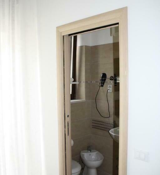 غرفة قياسية مزوَّدة بشُرفة, B&b Stelle Della Daunia