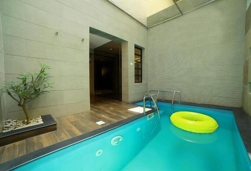 ویلای یک اتاق خوابه با استخر شنا, Broad Bean Resort & Spa