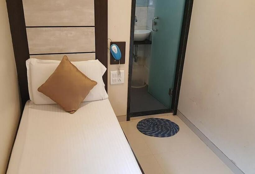 غرفة إقتصادية فردية, Apex Regency