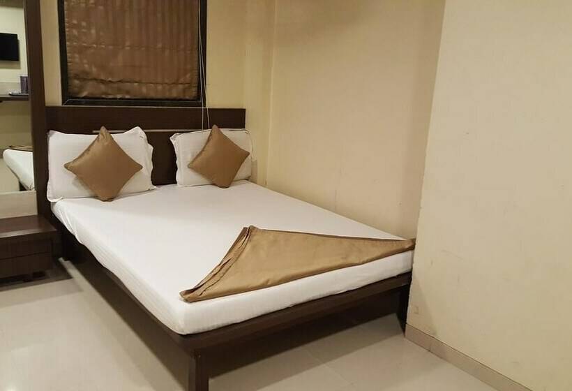 غرفة قياسية, Apex Regency