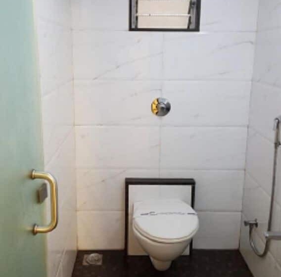 غرفة إقتصادية فردية, Apex Regency