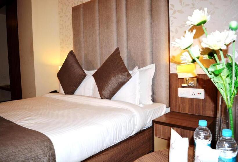 デラックスルーム, Krrish