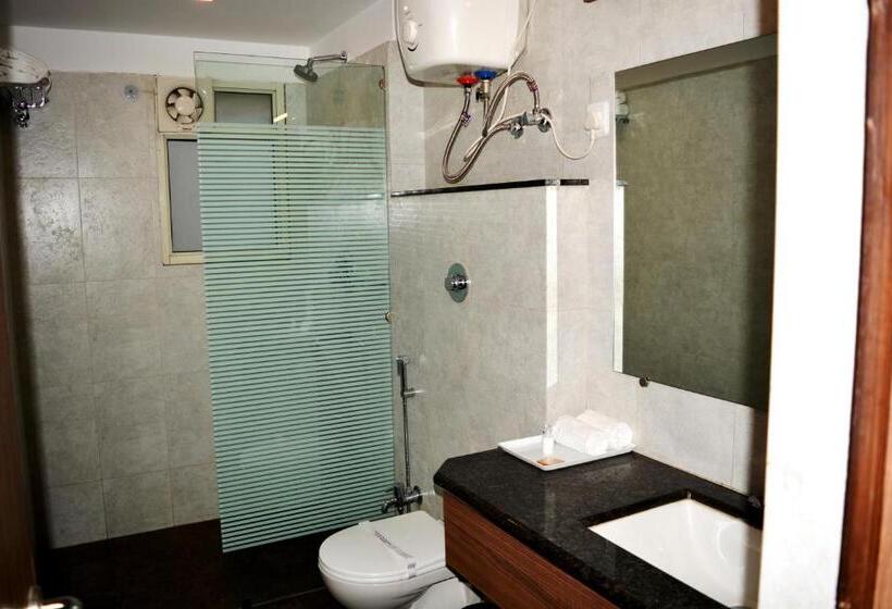 デラックスルーム, Krrish