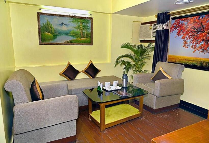 סוויטה, Rajhans International