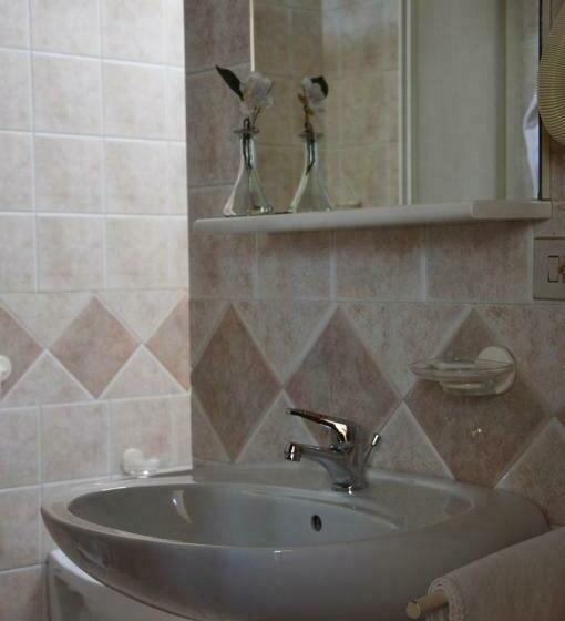 חדר סטנדרט יחיד, Rocco